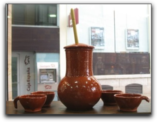 astorga chocolate pot